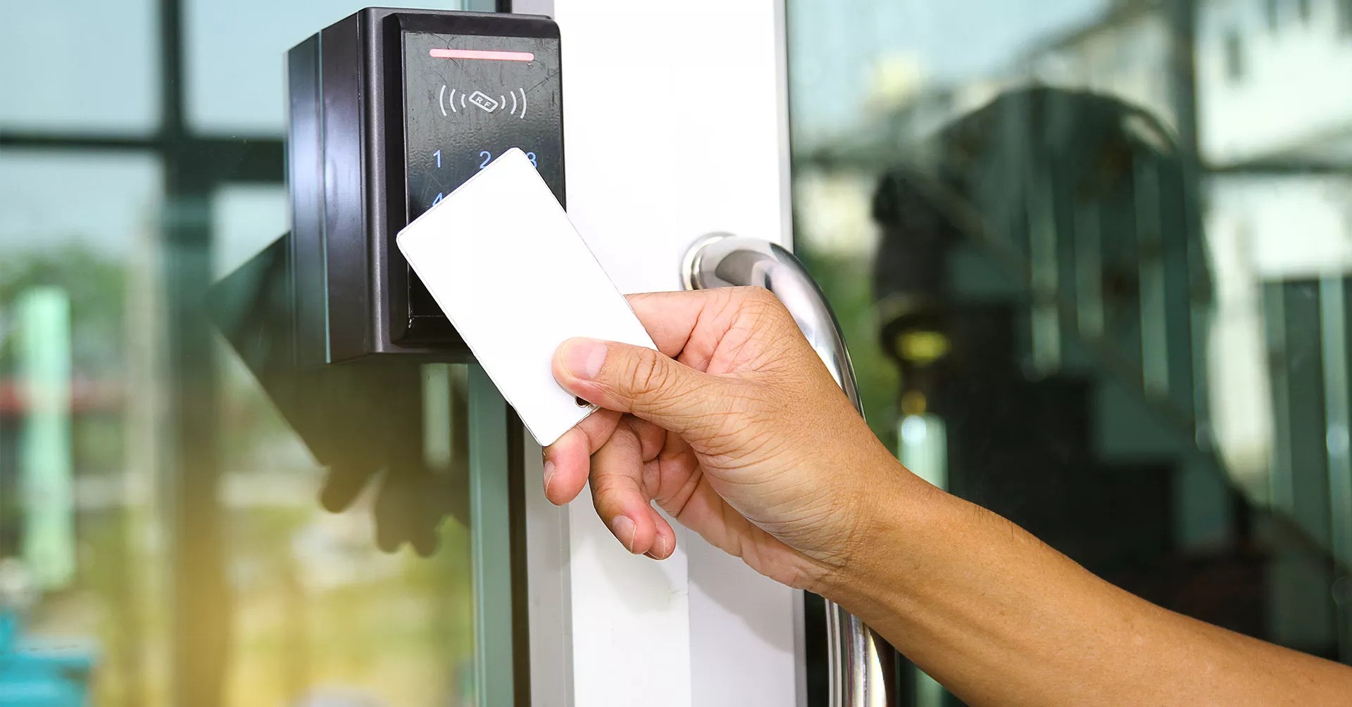 Choosing the Right Door Access Control System for Your Business