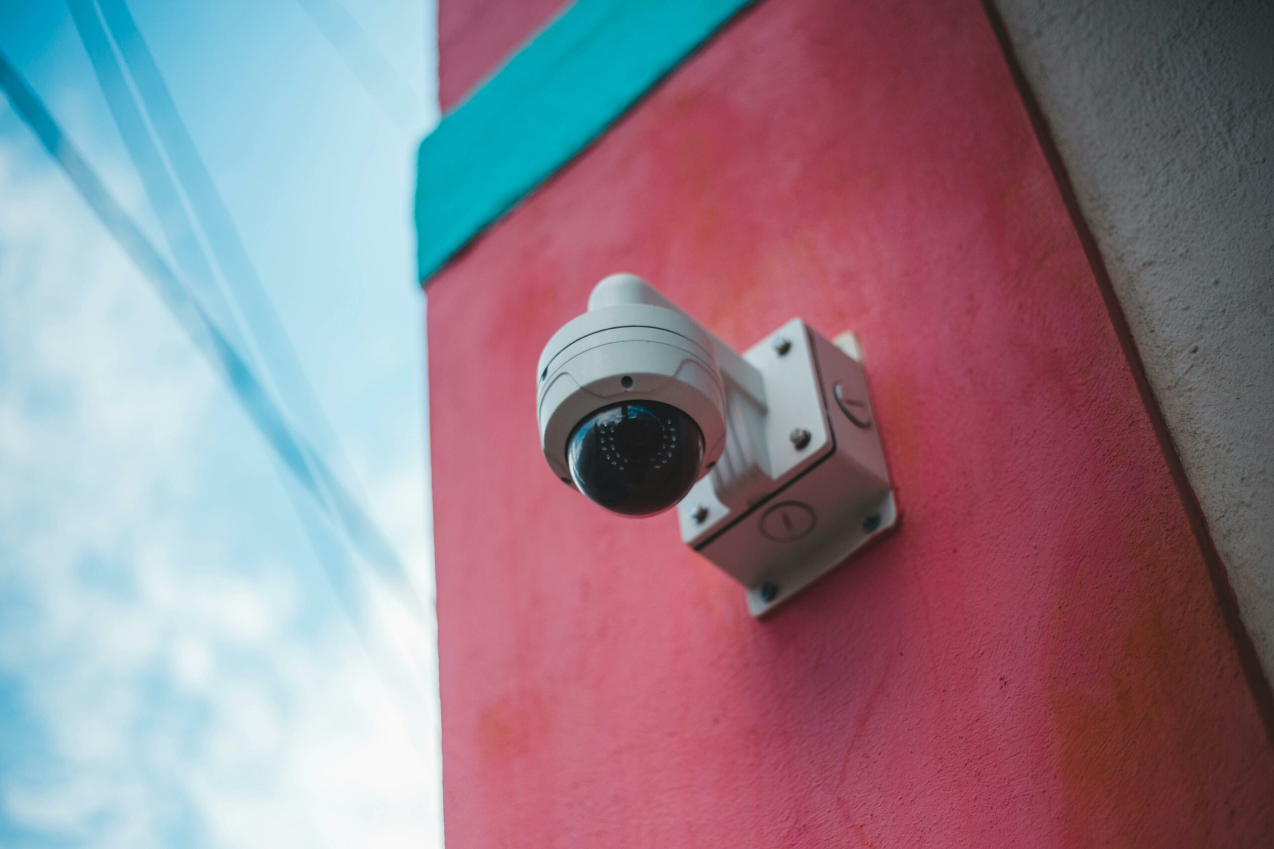 Boosting Smart Security: 5 High-Tech Features You Should Know